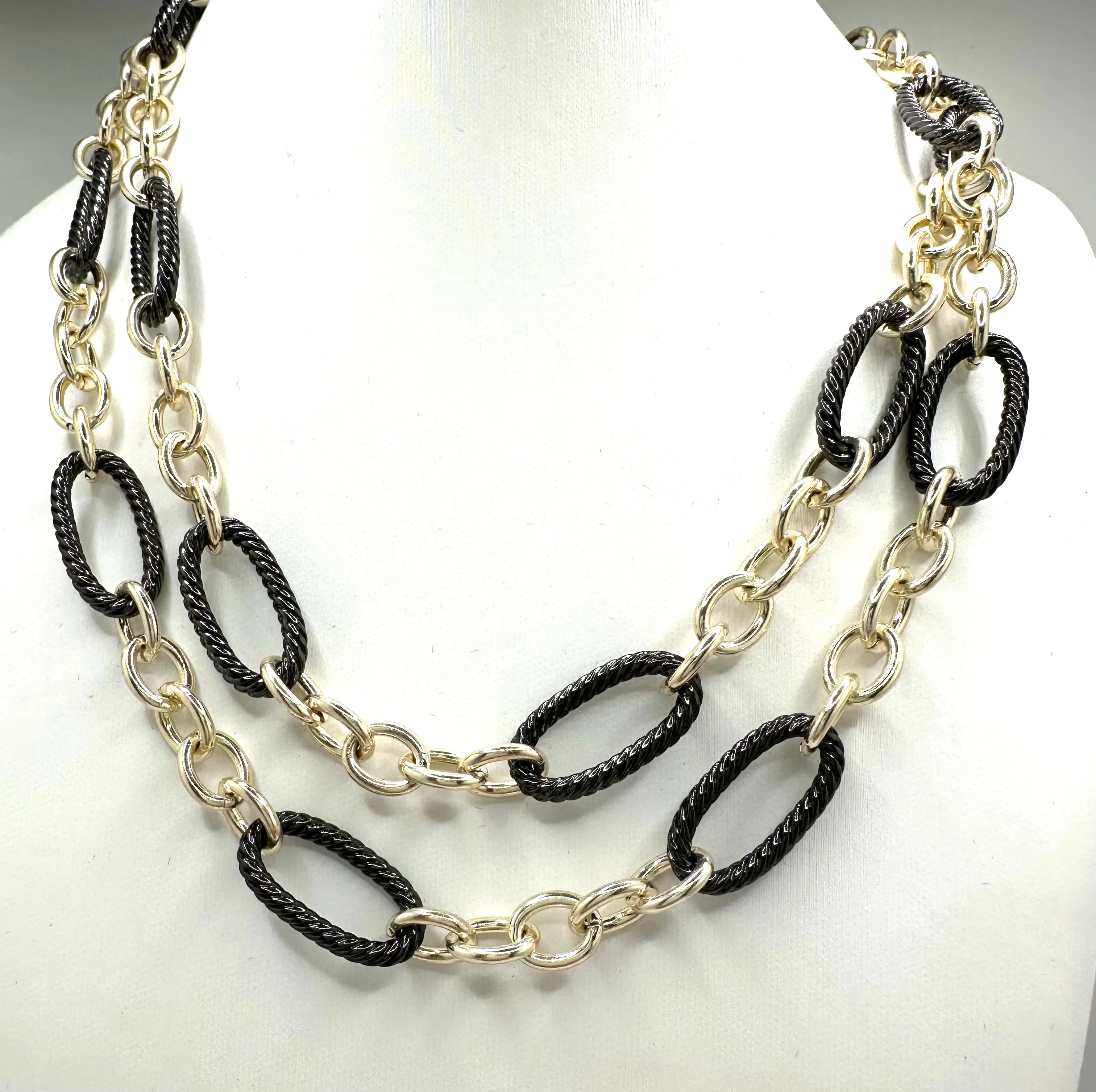 Linked Up Gunmetal Gold 36in Necklace
